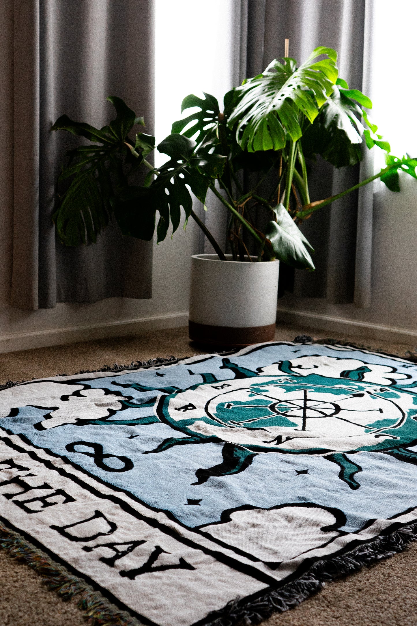Fortune Queen Blanket